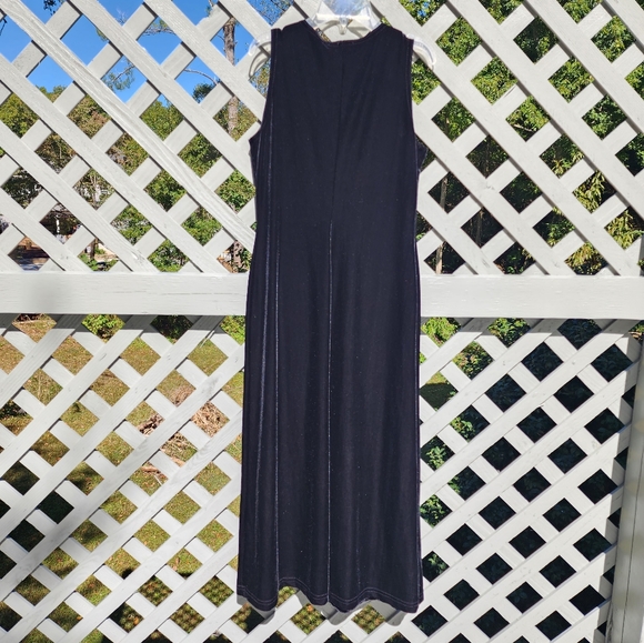 8p VELOUR black MIDI Dress - Picture 2 of 13
